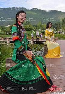 西昌吃瓜彝族,彝族风情美食之旅